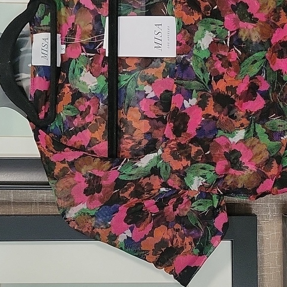 Misa Marilyn Mesh Flora Dress - Picture 9 of 14